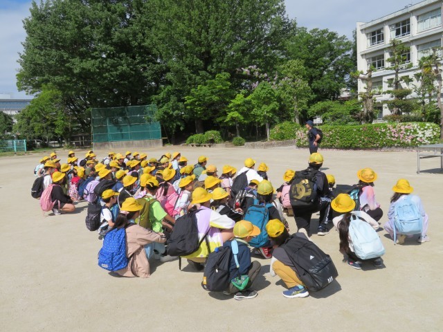 ３・６年生　朝宮公園